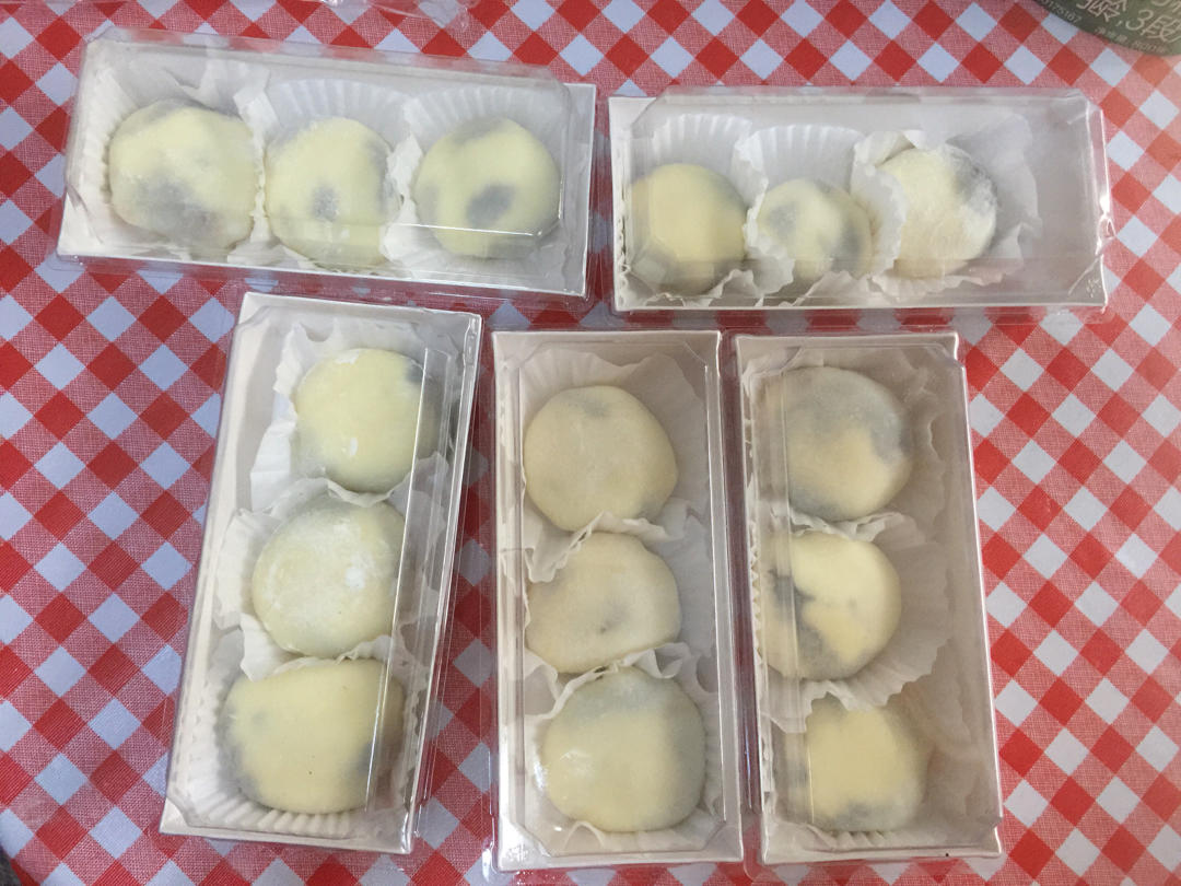 腹黑白胖子——奥利奥雪媚娘