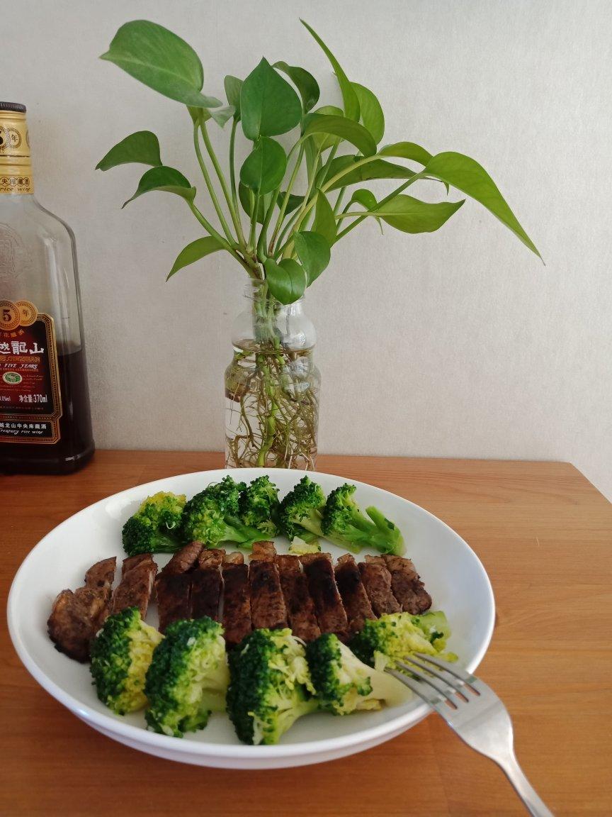 黄油煎牛排