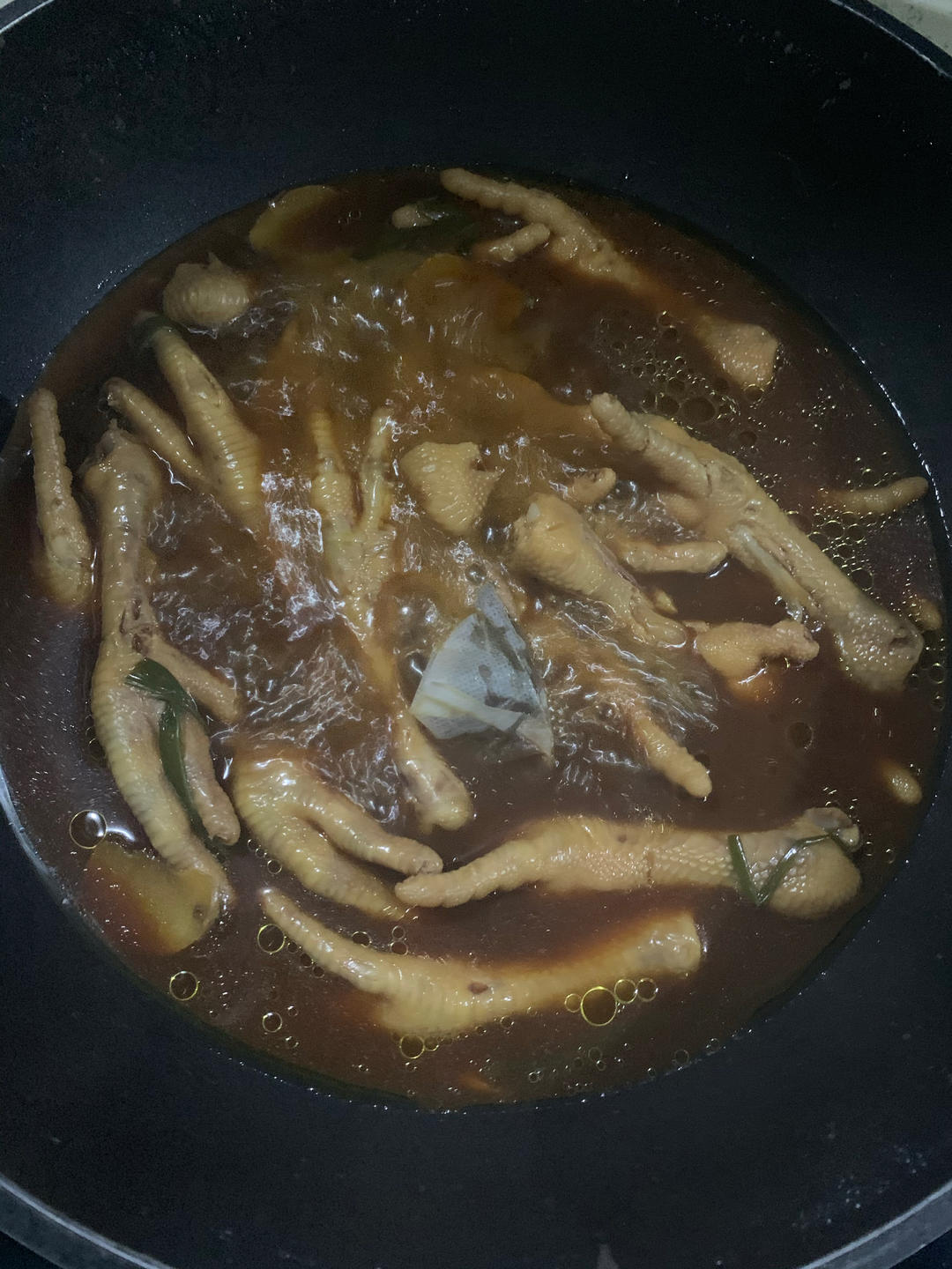 秘制红烧鸡爪