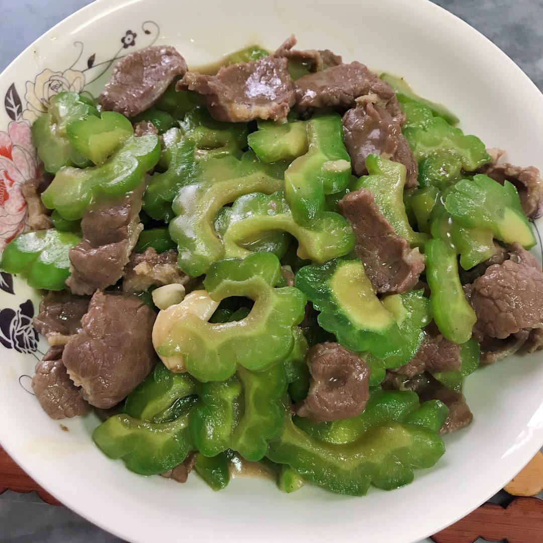 耗油苦瓜炒牛肉