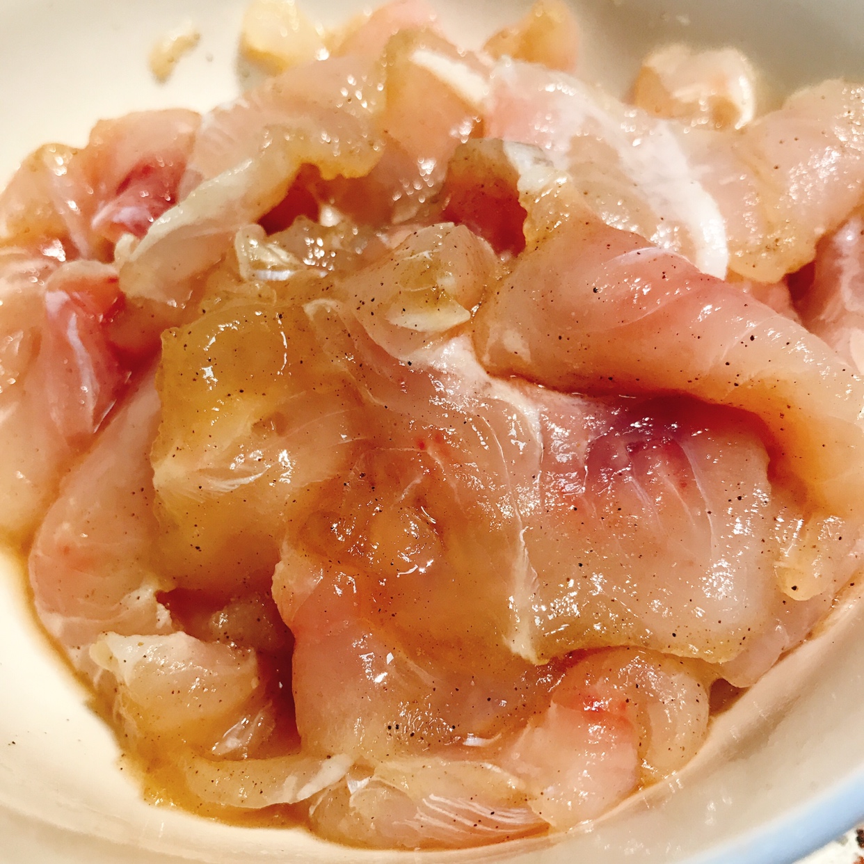 贵州红酸汤鱼的做法 步骤2