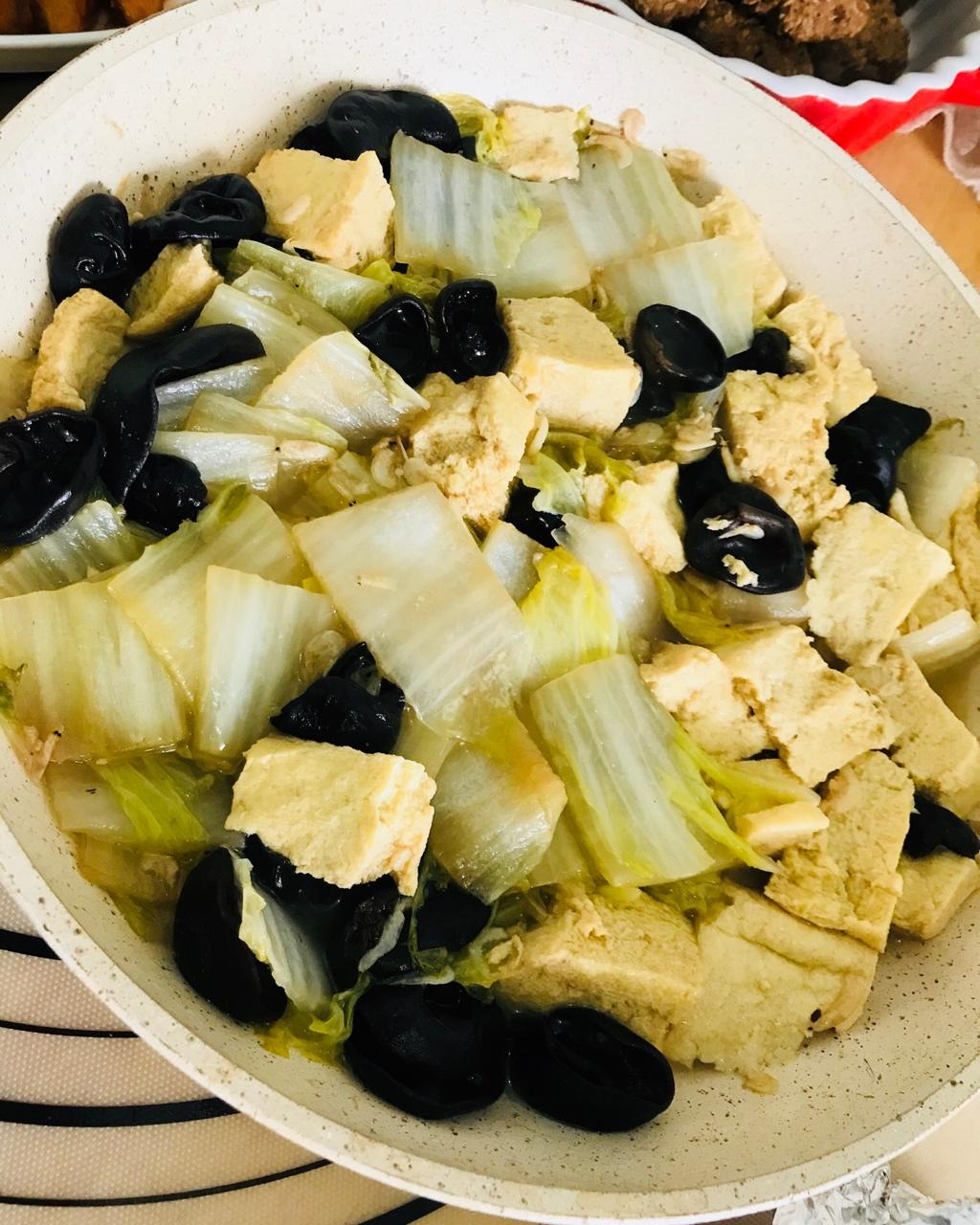 白菜虾皮豆腐煲