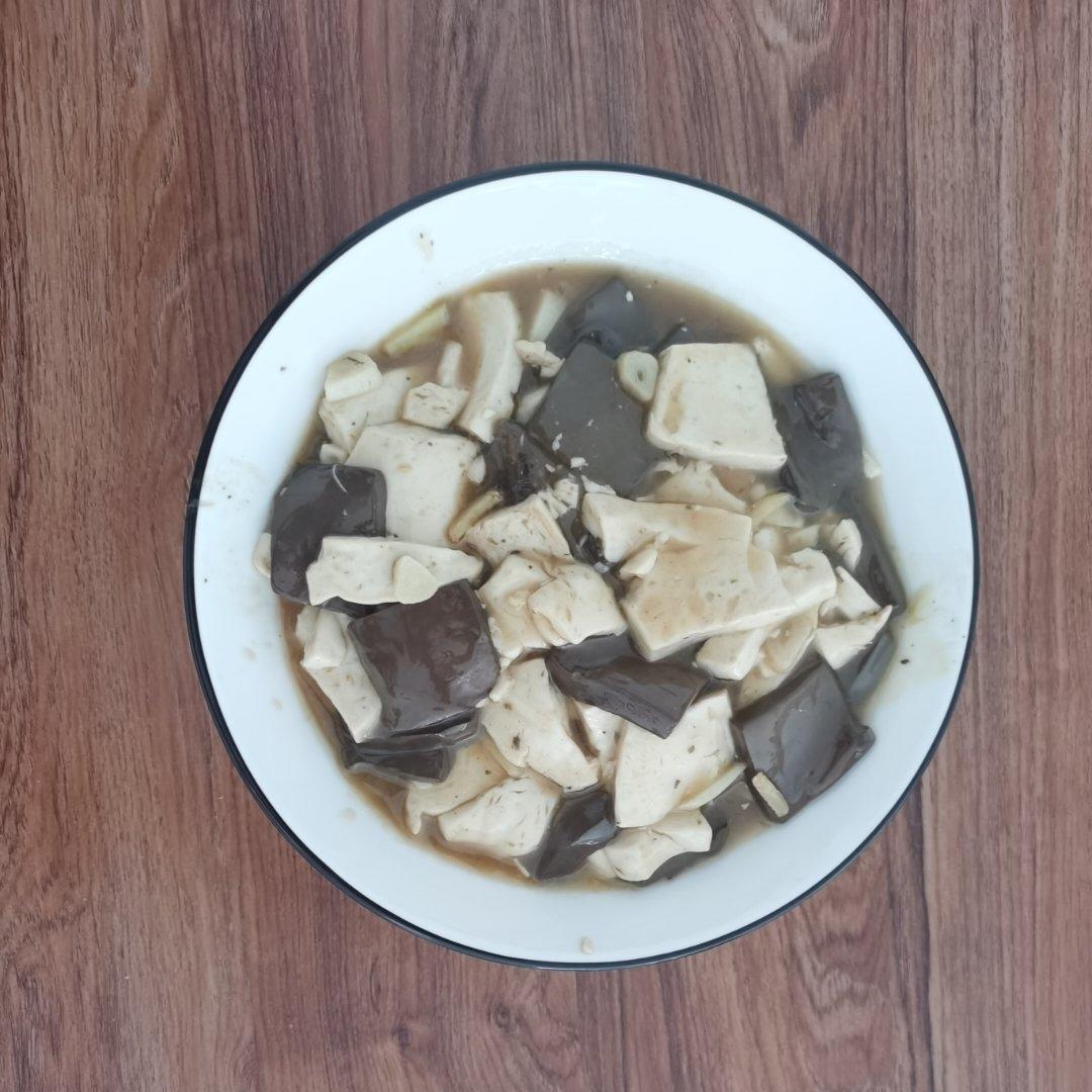 鸭血豆腐