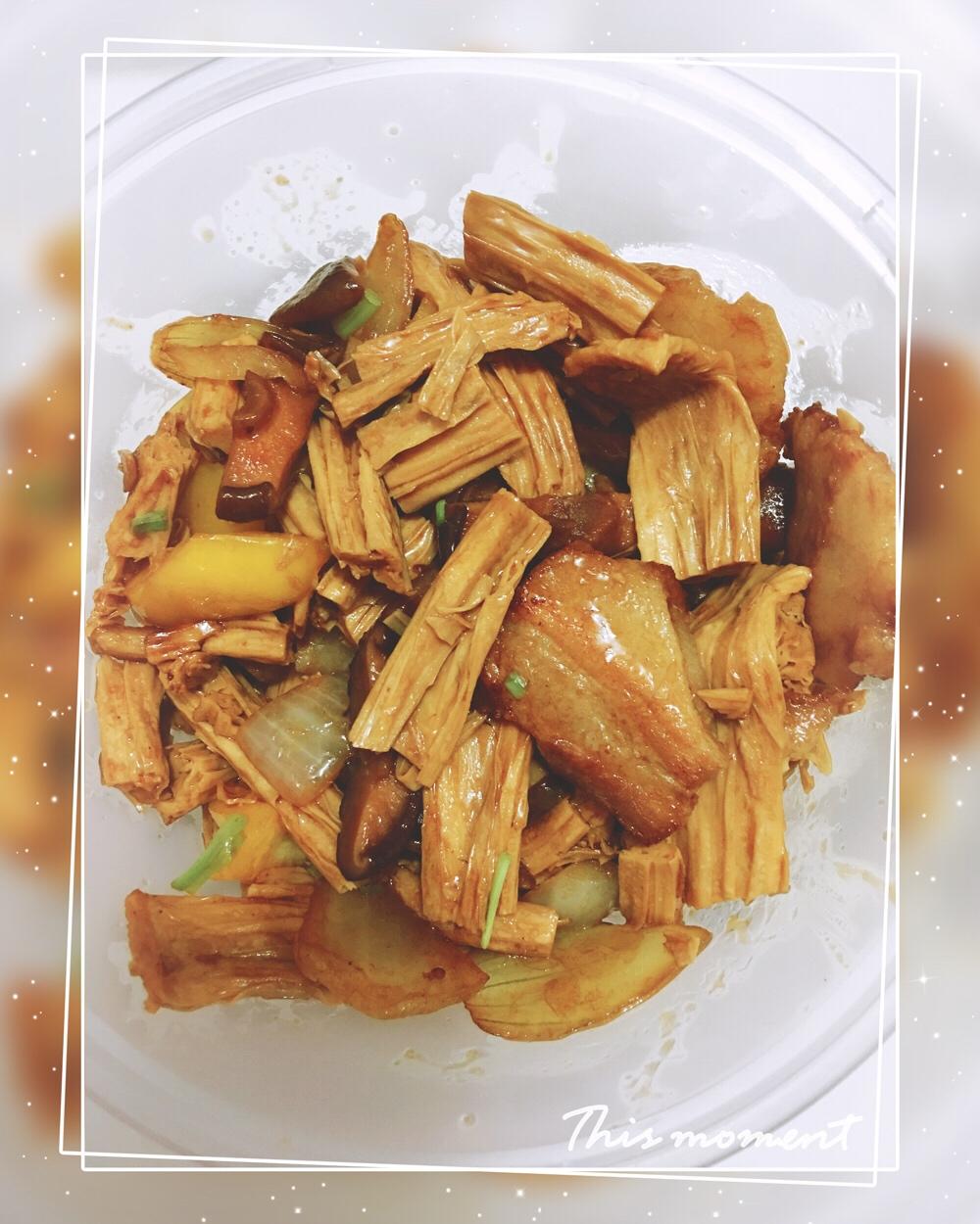 腐竹烧香菇