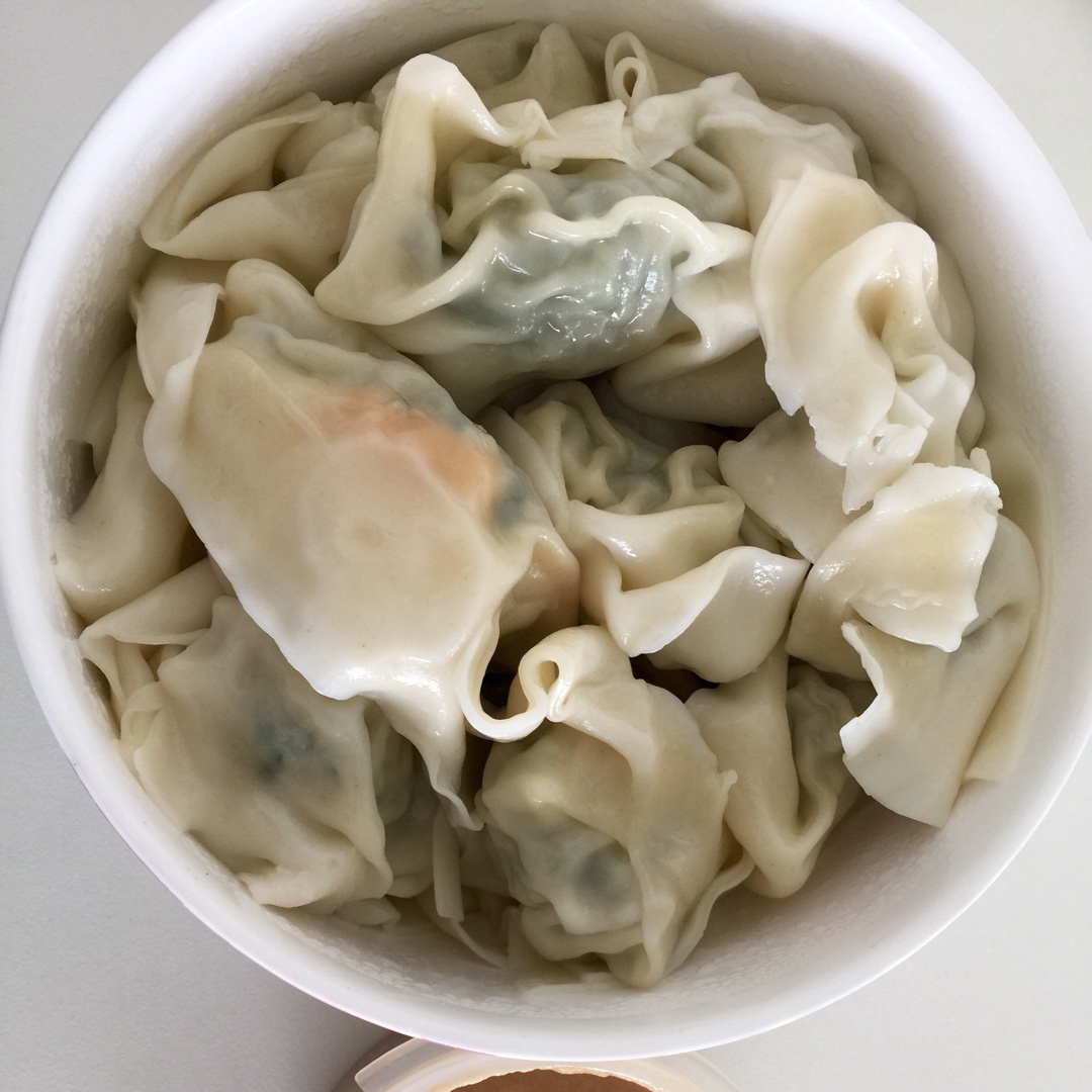 上海荠菜大馄饨
