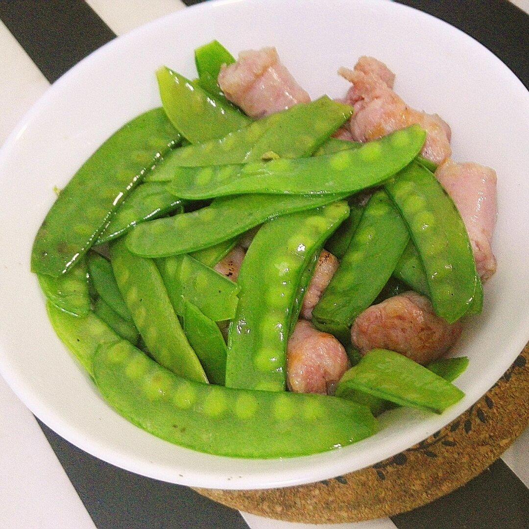 腊肠炒荷兰豆