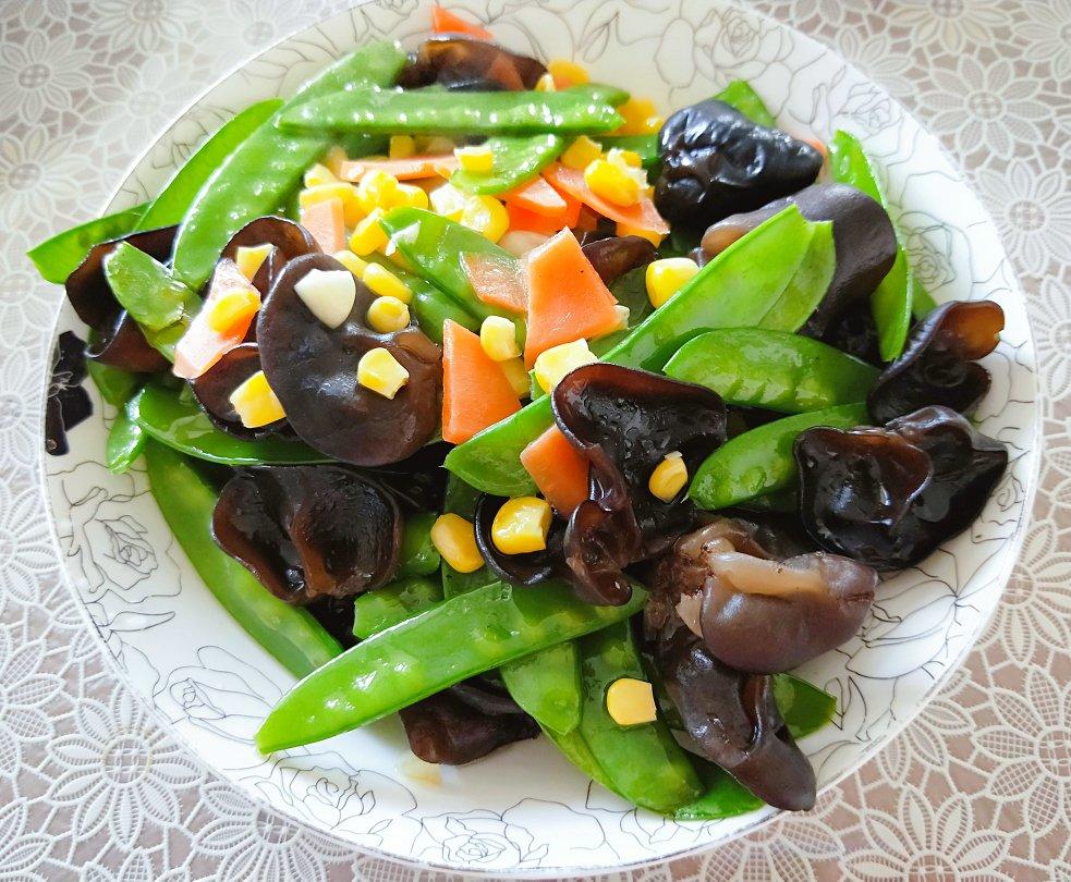 素菜也可以这么美—荷塘小炒