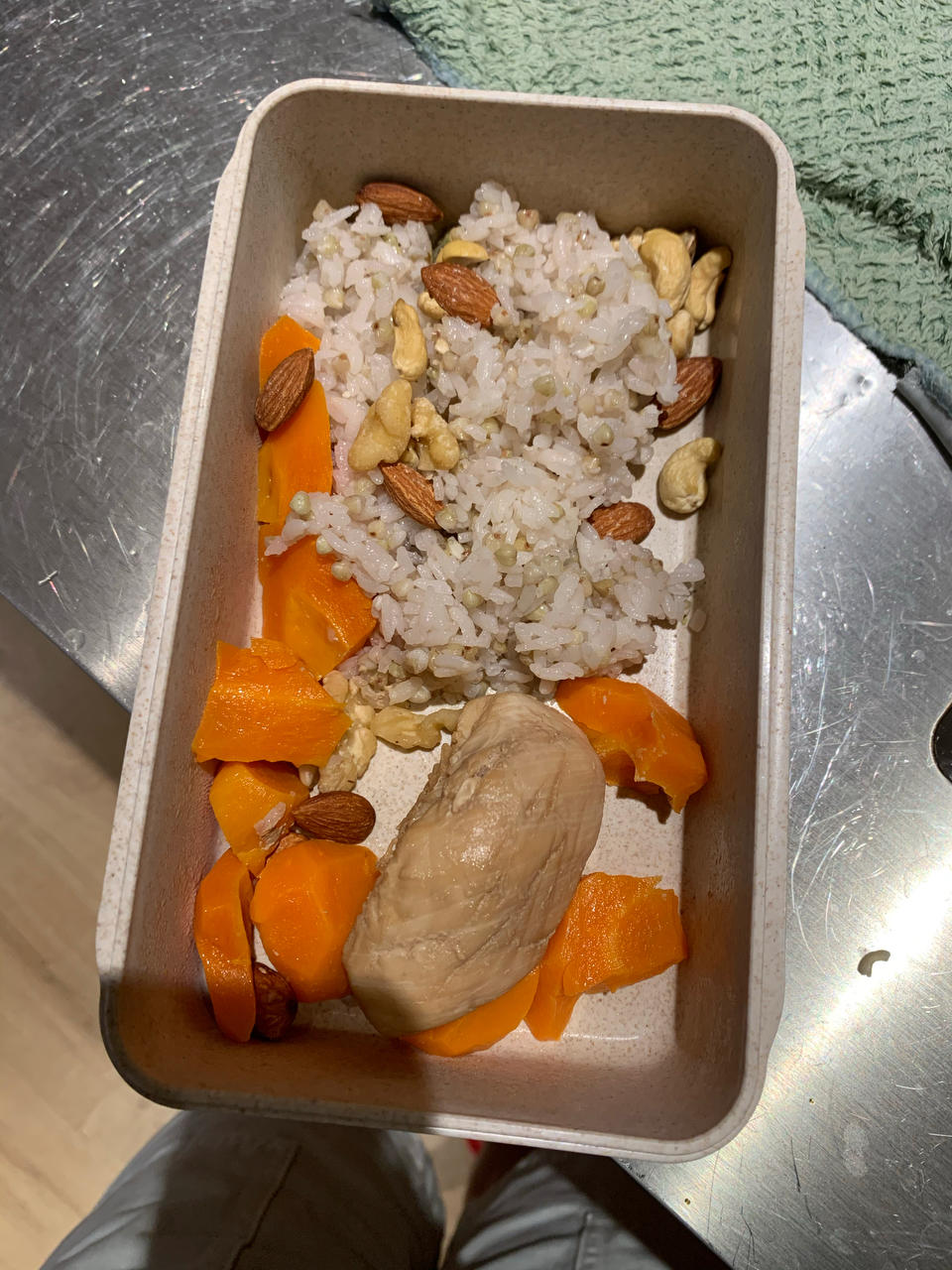 无水无油超嫩蒸鸡腿！！