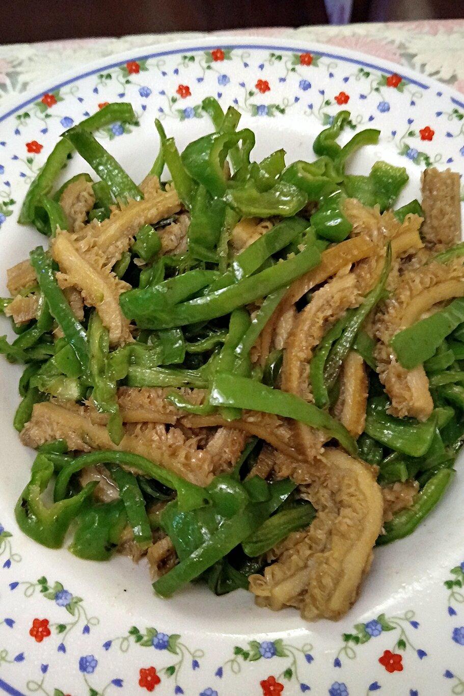 青椒炒牛肚丝