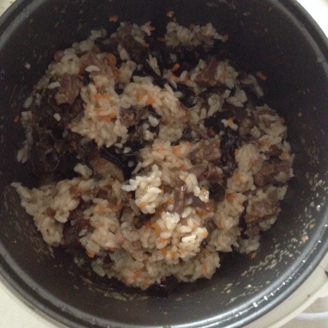电饭锅牛肉萝卜烩饭