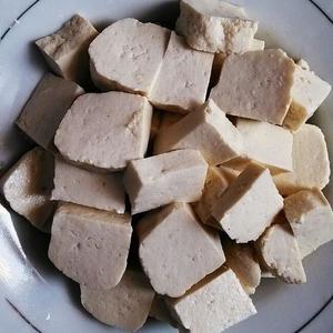今日午餐（八）豆腐秋葵的做法 步骤1