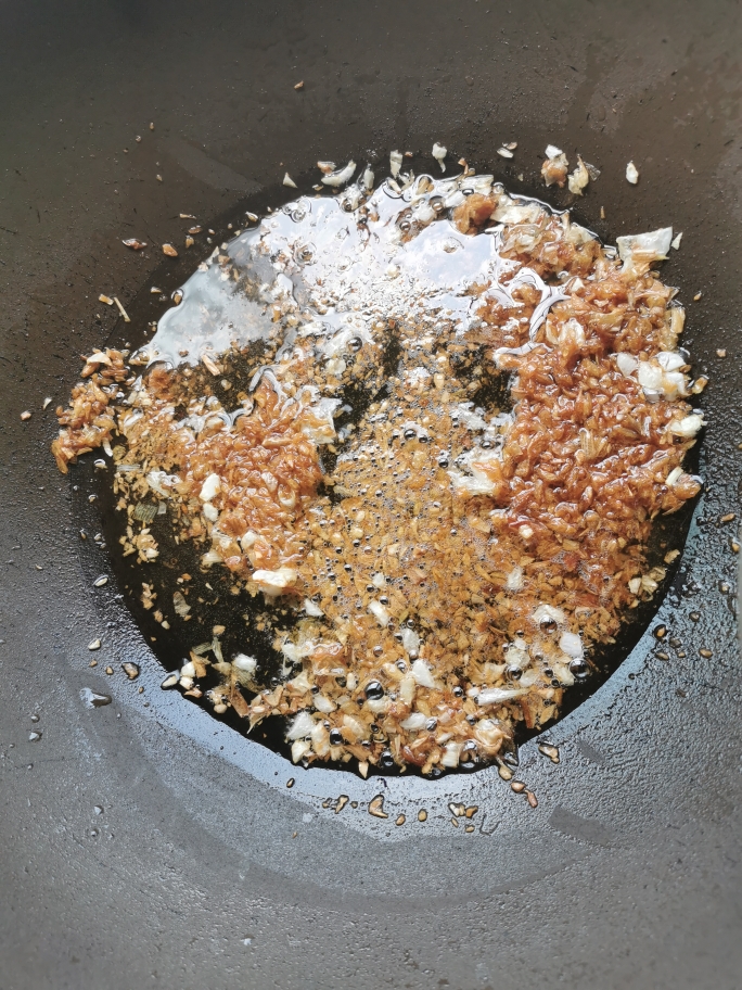 蛋黄香菇干贝肉粽的做法 步骤1