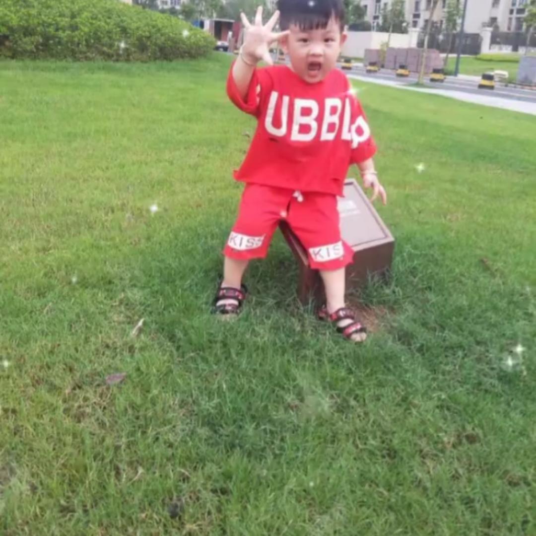 单眼皮麻麻8