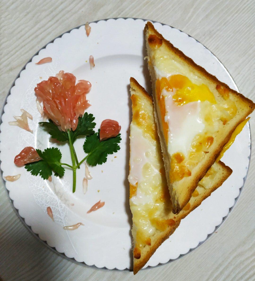 快手十分钟早餐烤箱芝士鸡蛋吐司切片面包