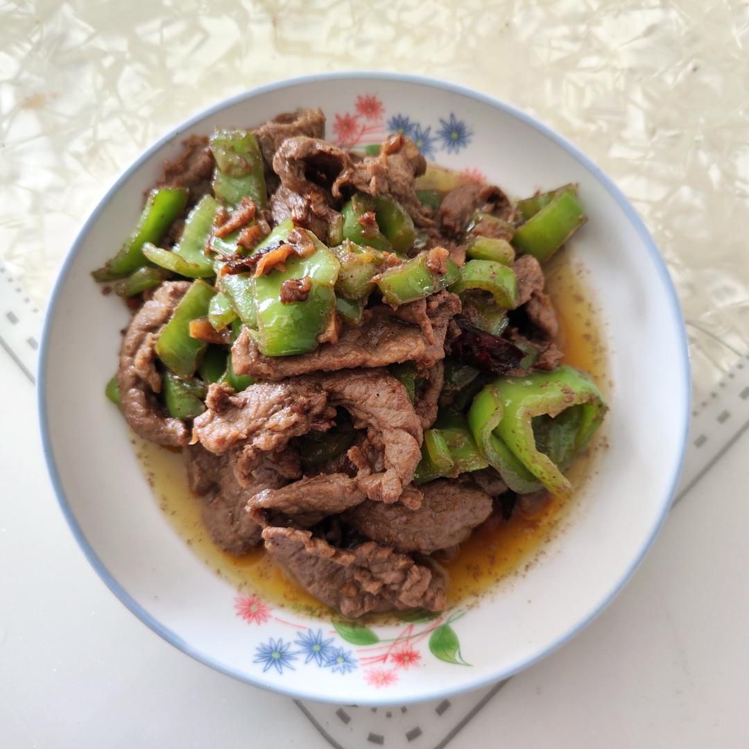 家常小炒牛肉（嫩滑爆赞）