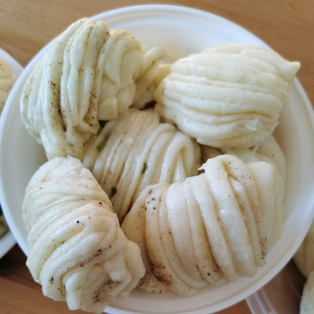快手发面大花卷（含和面、揉面手法）