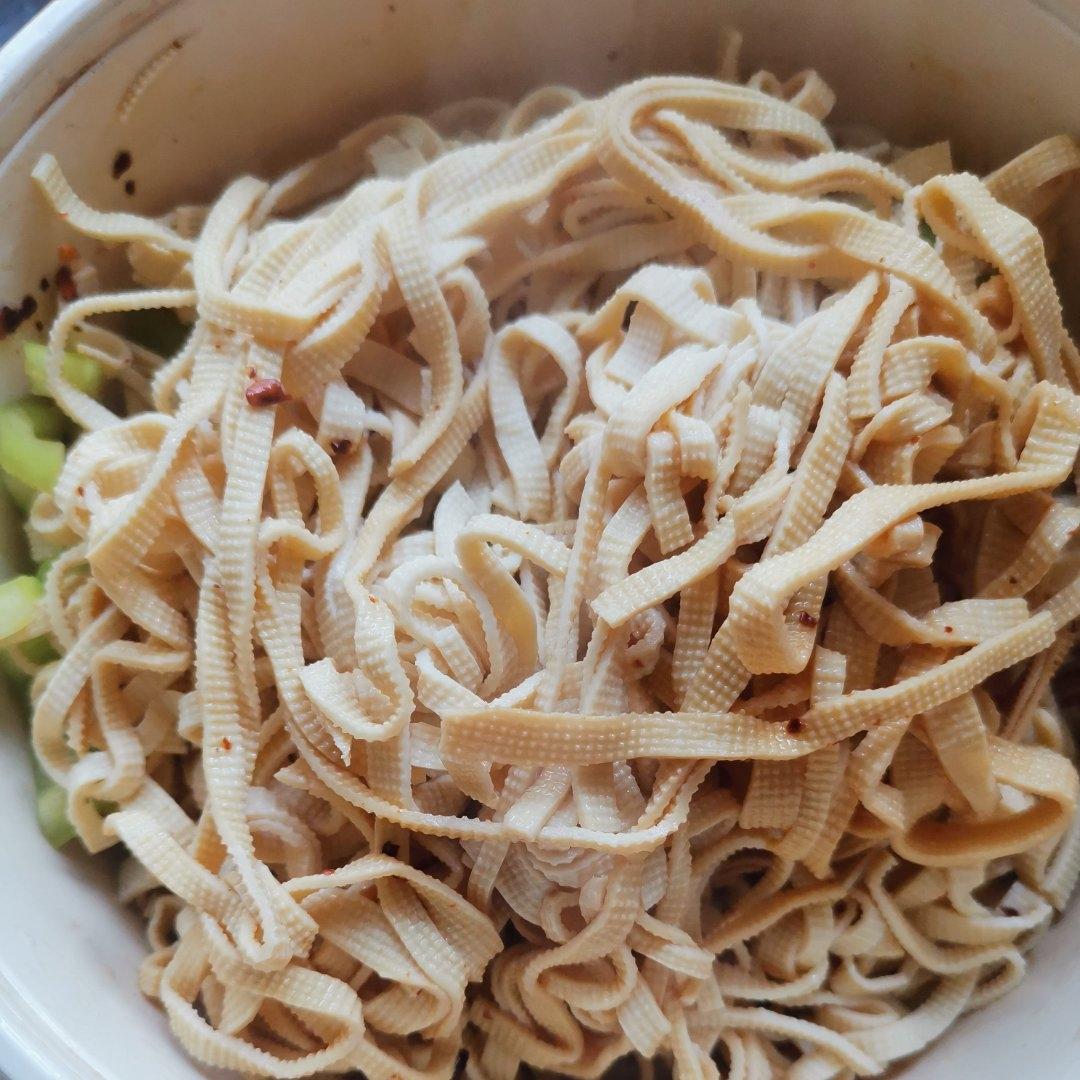 馋哭的凉拌豆腐皮