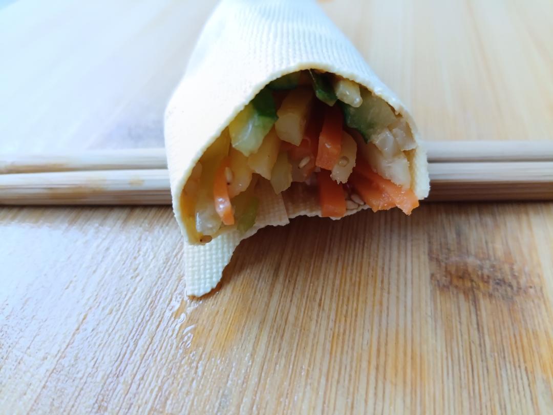 豆腐皮卷饼