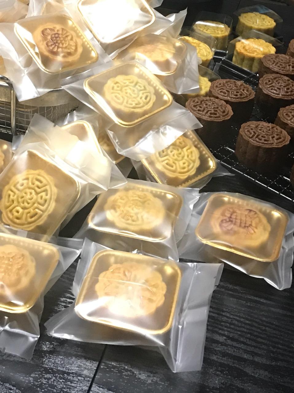广式月饼——蛋黄莲蓉月饼