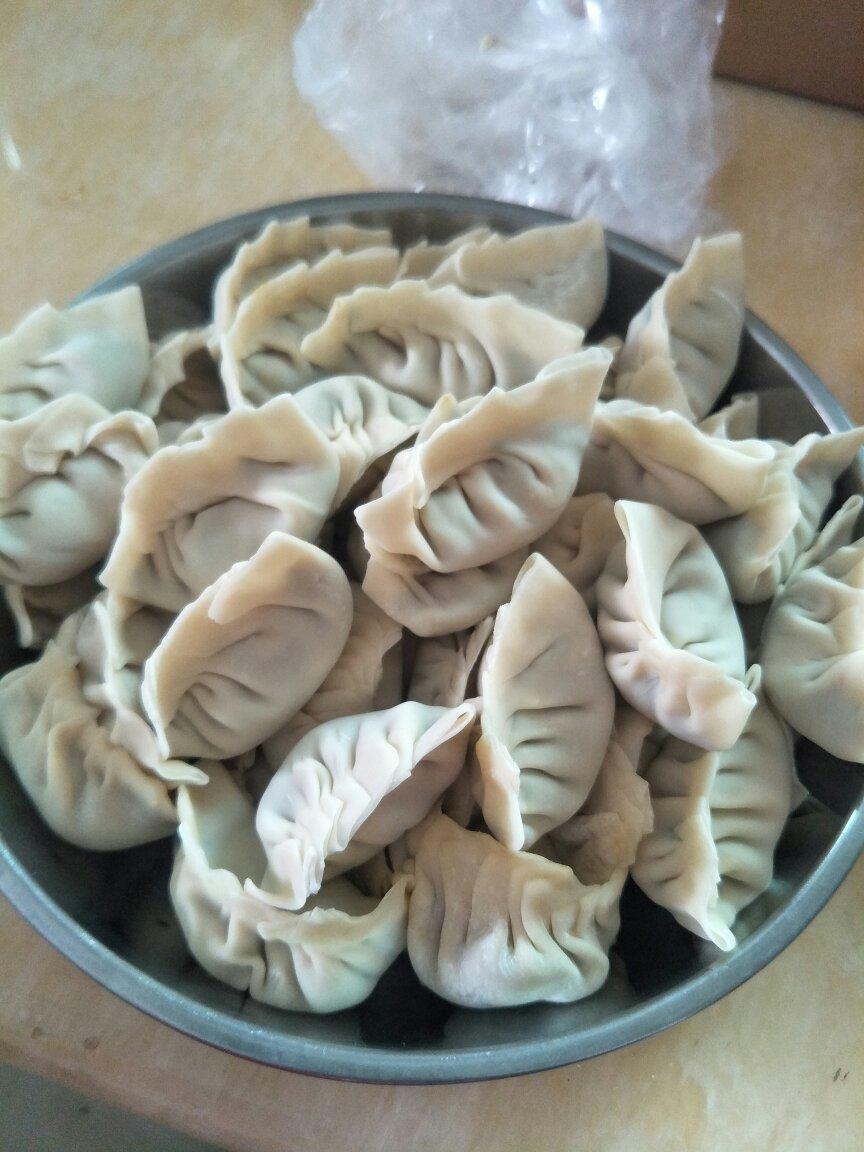 韭菜猪肉饺子(最简单最好吃又最多汁的饺子)