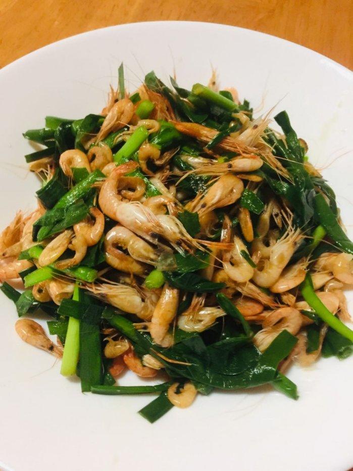 小河虾炒韭菜
