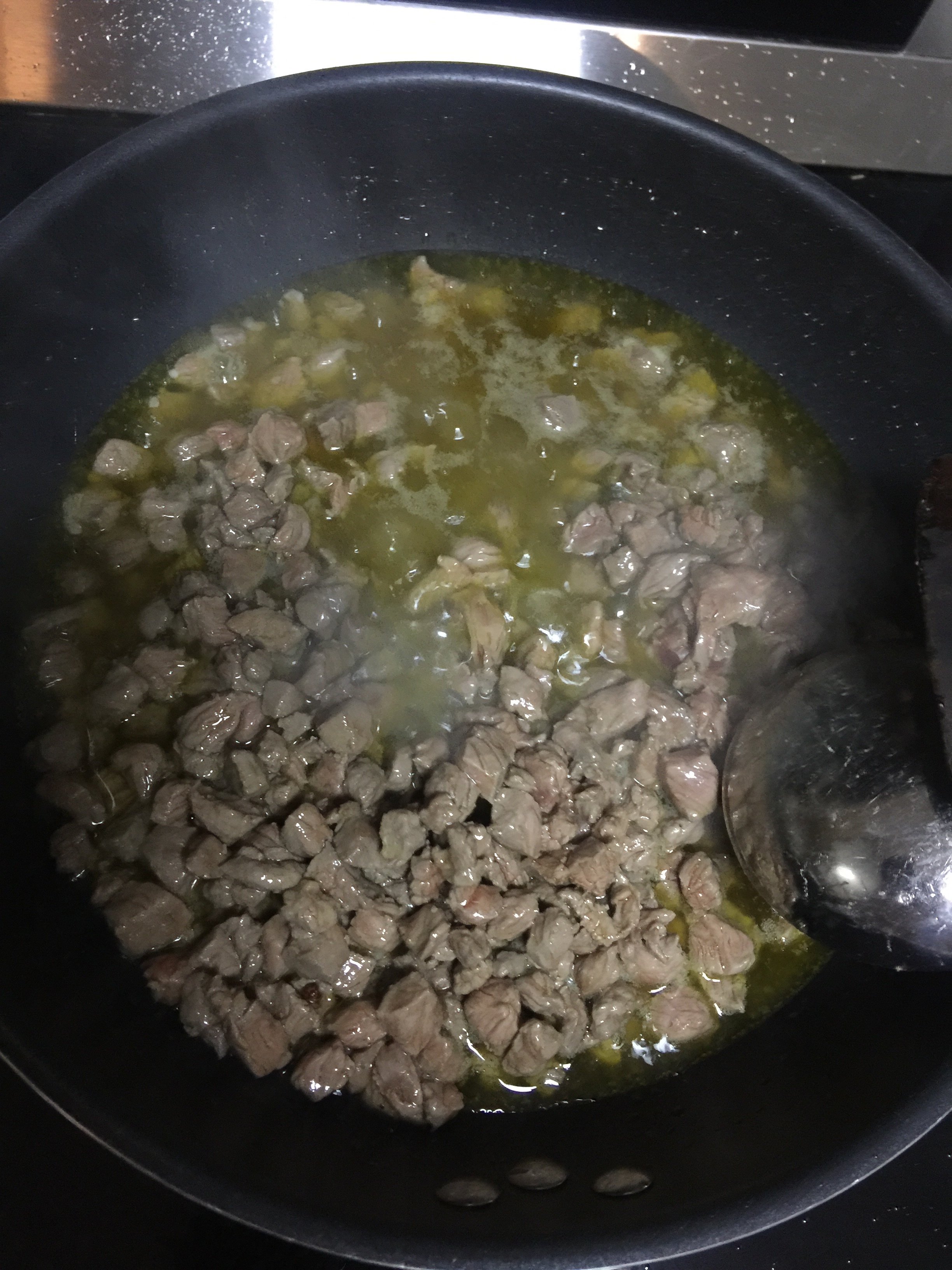 香菇黄豆牛肉辣酱的做法 步骤4