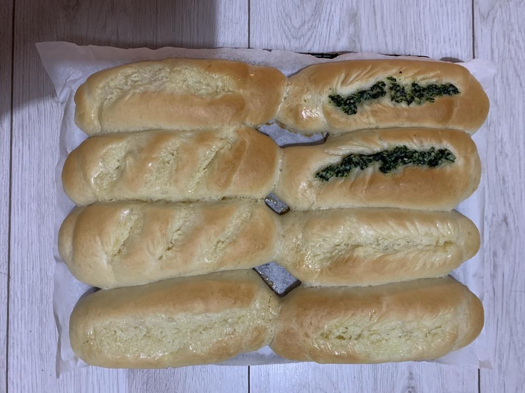 罗勒面包