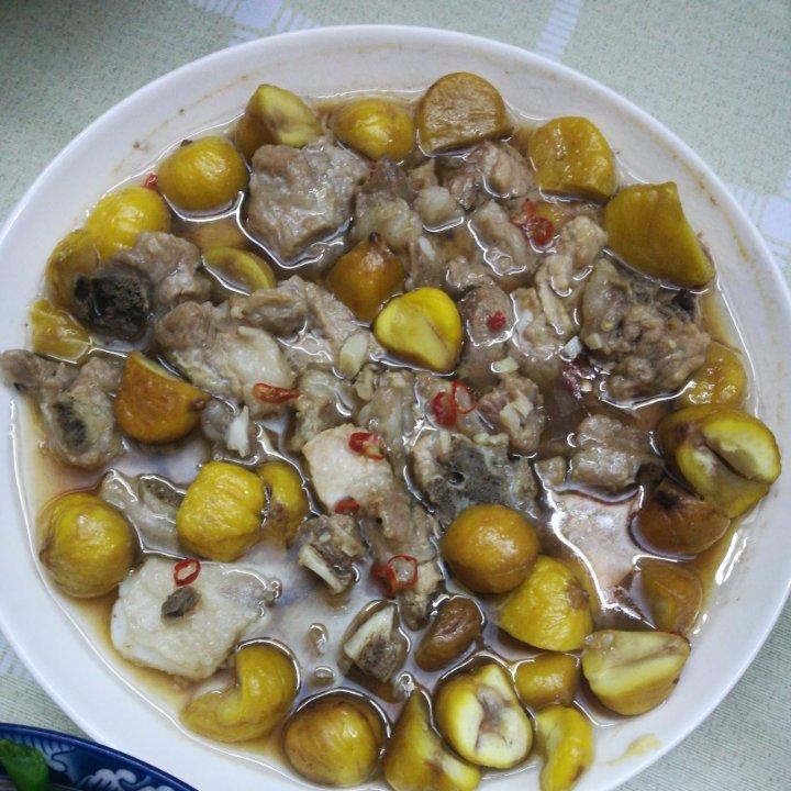 快手蒸菜【板栗蒸排骨】