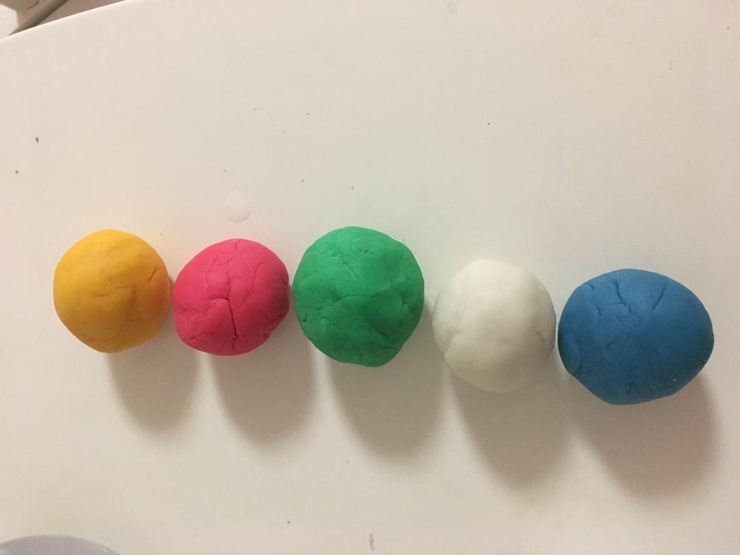 自制彩色橡皮泥