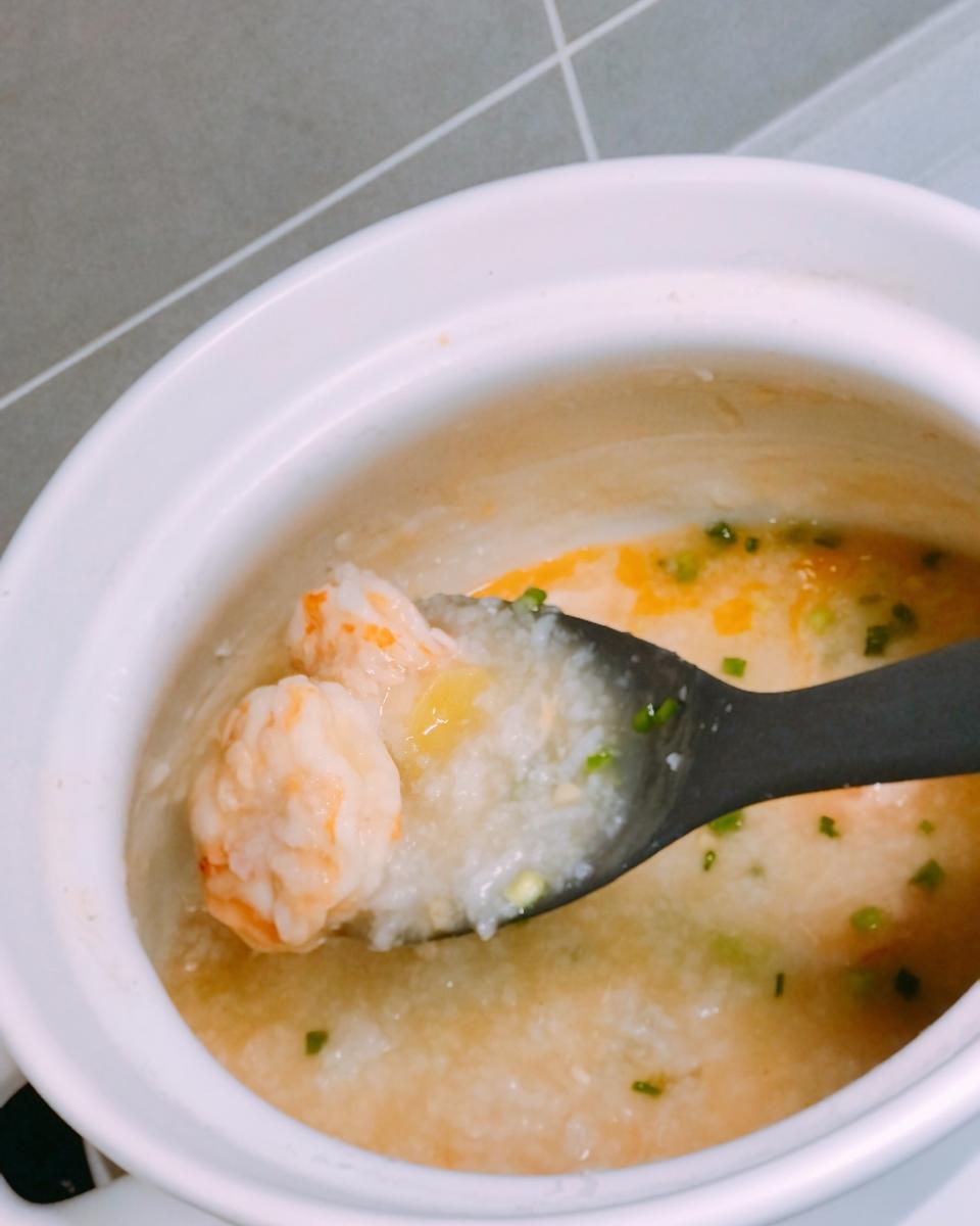 鲜虾砂锅粥