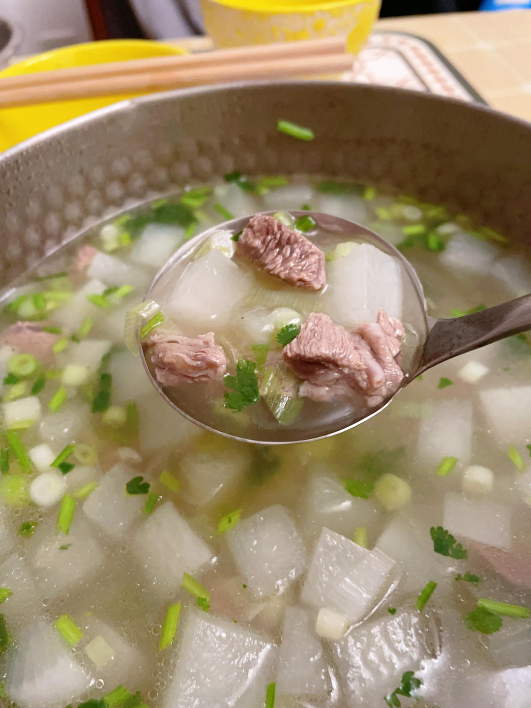 奶奶教我的牛肉萝卜汤真的太鲜了！！ ​​​
