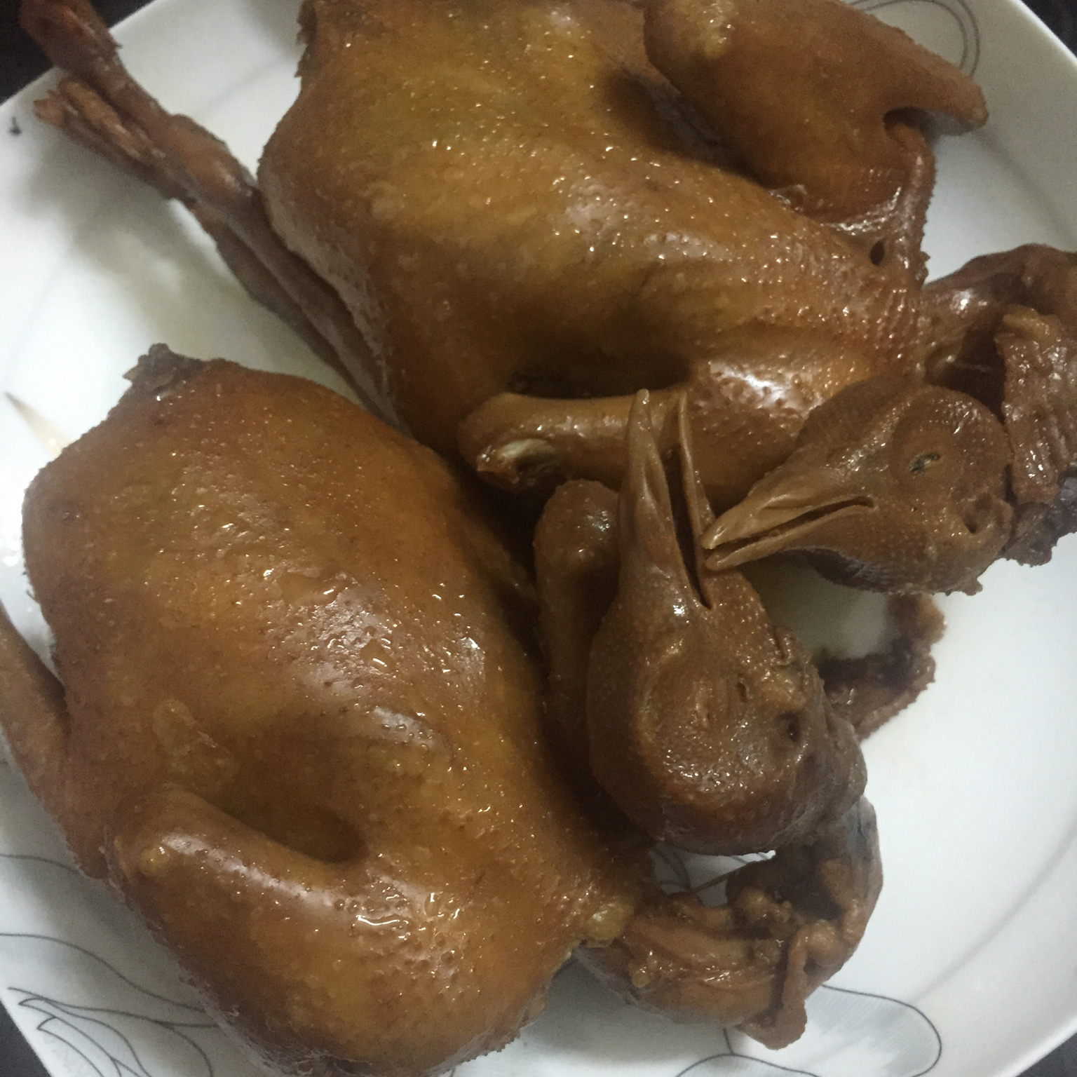 豉油皇乳鸽