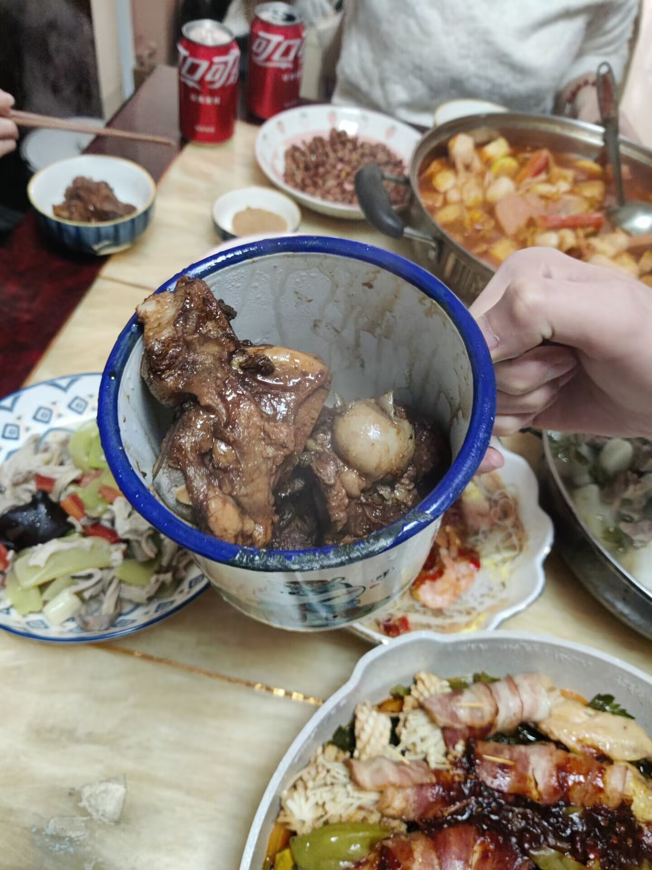 东北酱大骨头电饭锅版的做法