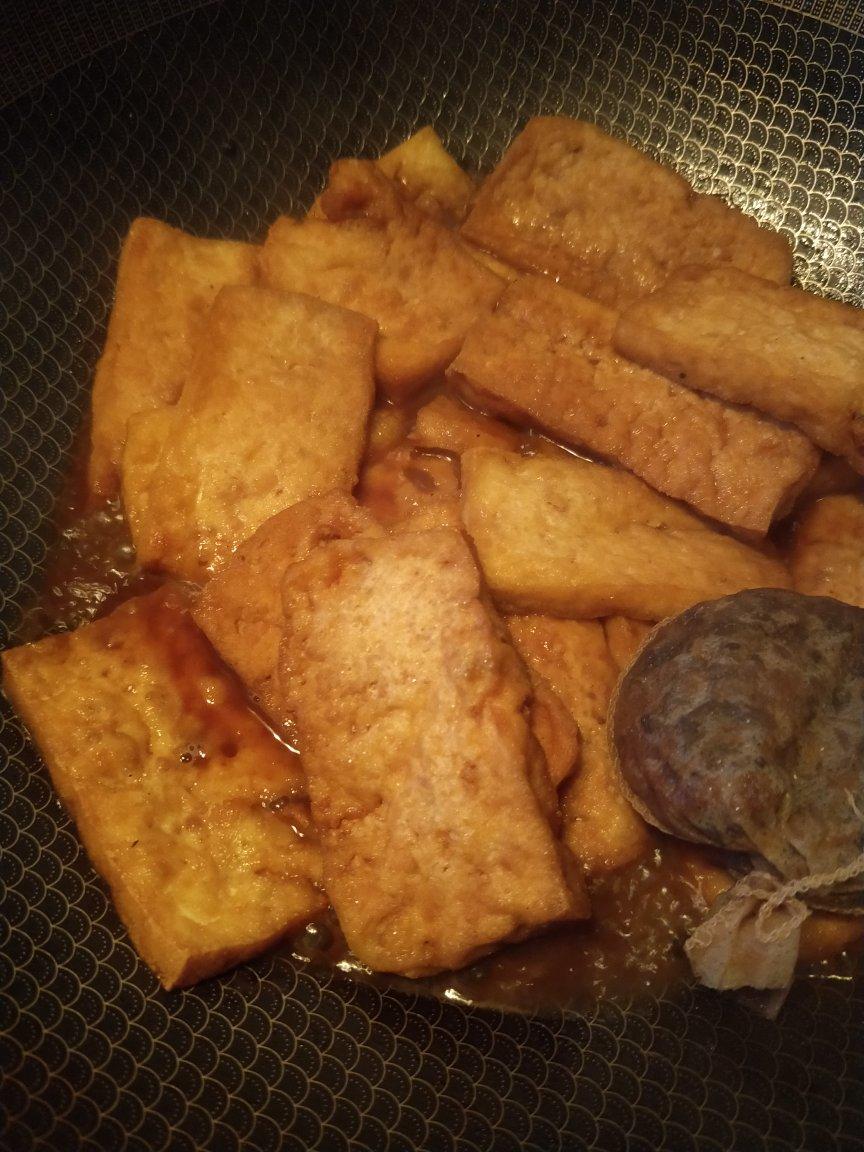 五香卤豆腐