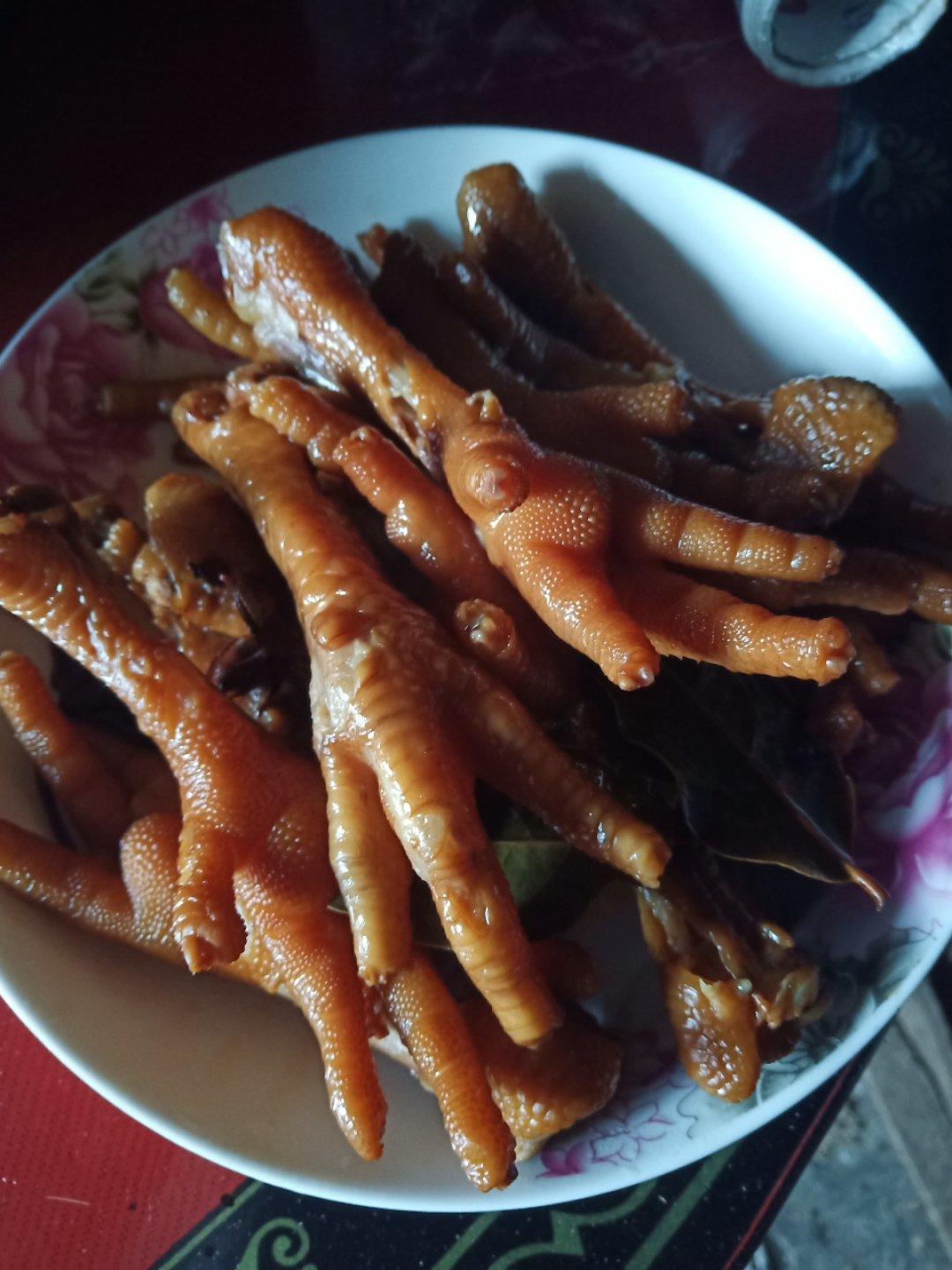 电饭锅脱骨红烧鸡爪