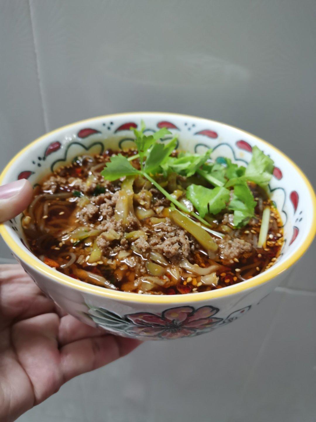 堂妈小厨——超好吃的酸辣粉