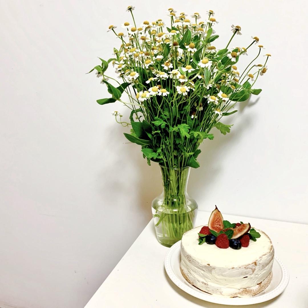 【零失败】不会裱花没关系的水果裸蛋糕 芒果裸蛋糕 完美戚风胚