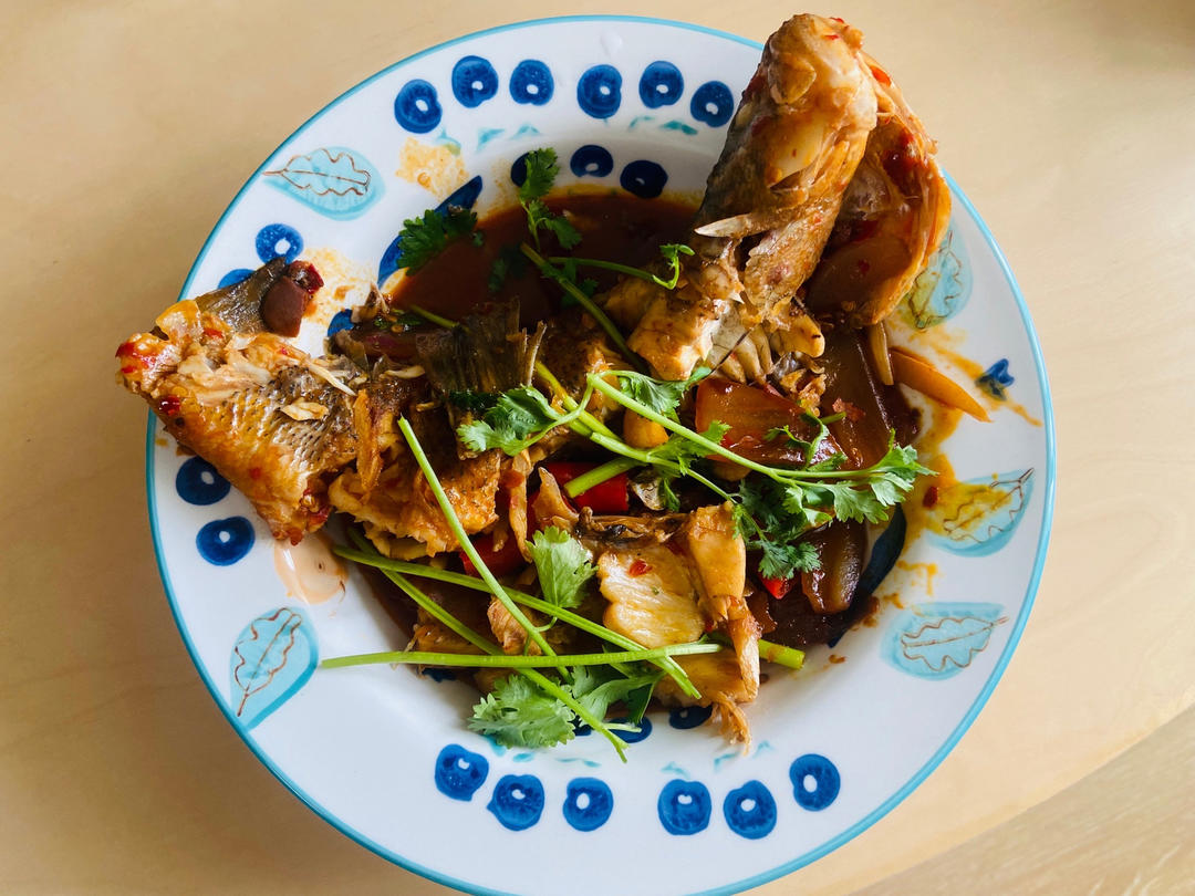 超快手超下饭的干烧鲈鱼 学不会你打我