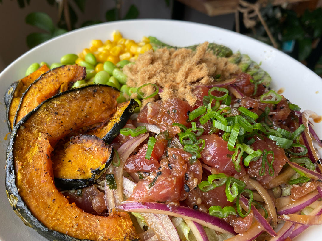 一碗满足波奇饭 Poke Bowl
