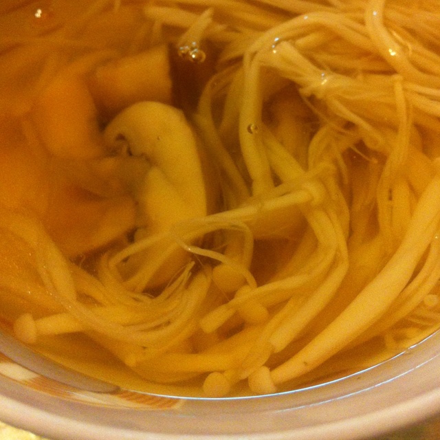 野生菌菇汤