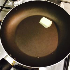 黑椒牛奶培根炒蛋的做法 步骤4