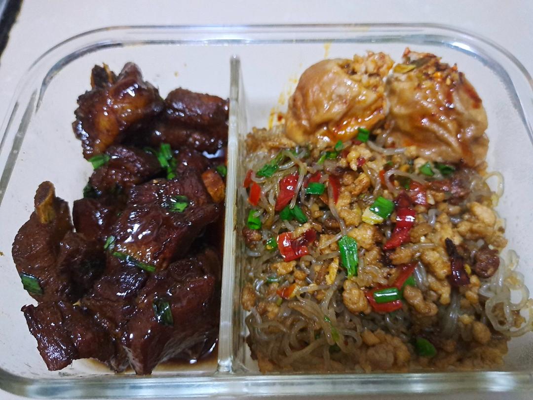 厨师长教你：“蚂蚁上树”的家常做法，非常详细的讲解