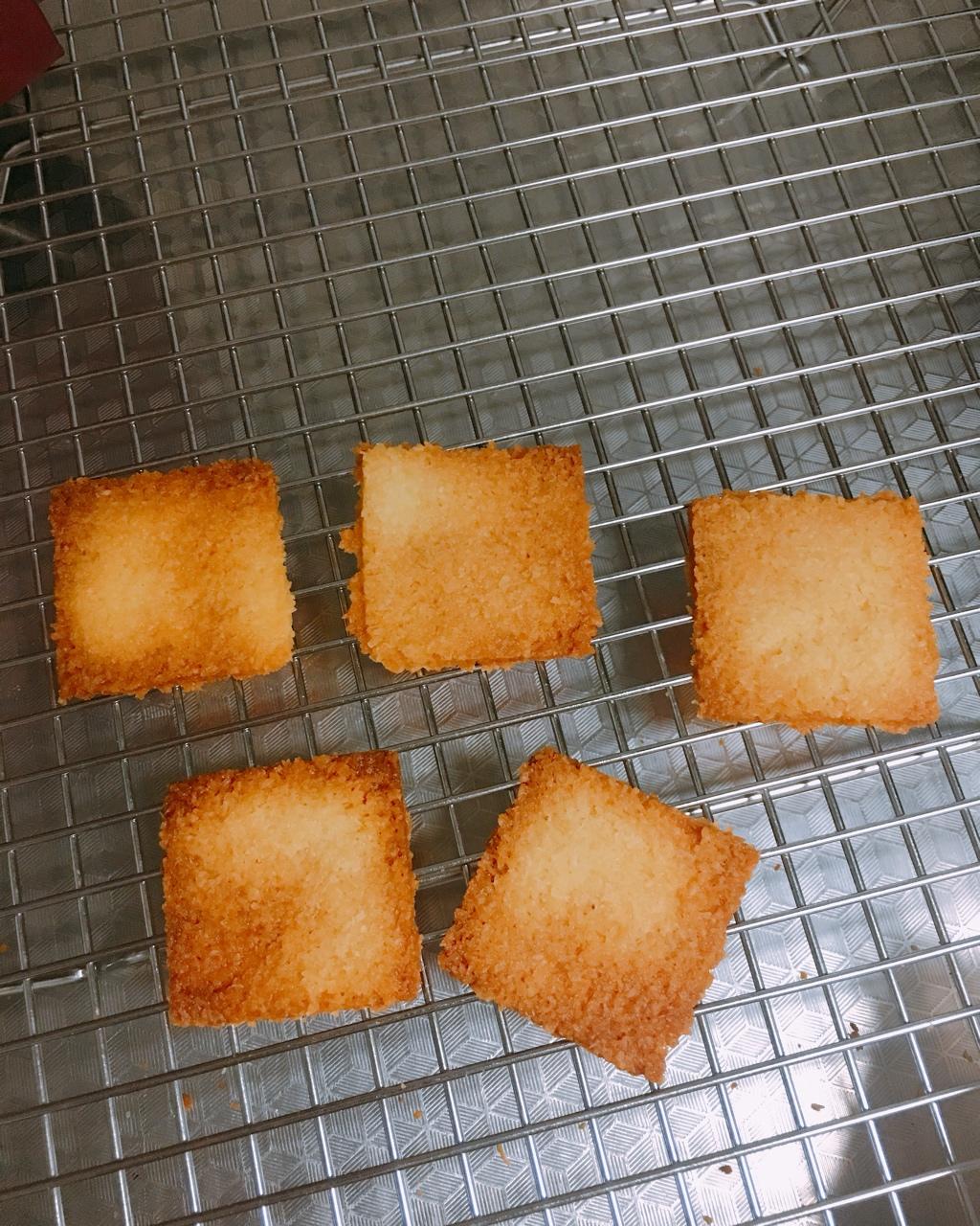 《Tinrry下午茶》教你做椰子脆片