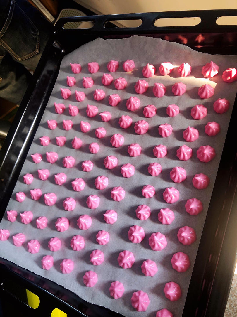 百分之九十九成功的专业版火龙果溶豆做法附蛋白霜打发视频