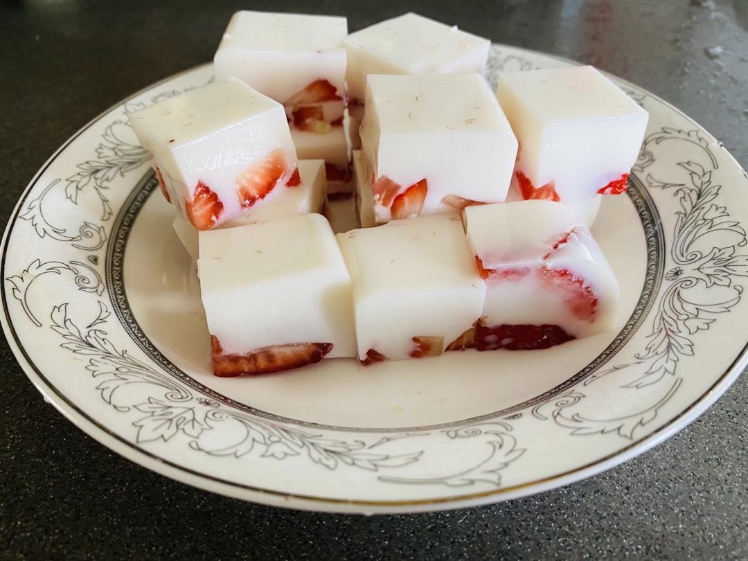 一次就能成功的草莓果冻🍓