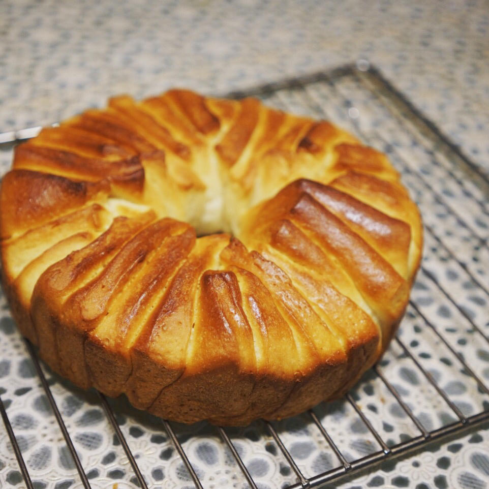 日式香浓炼乳面包