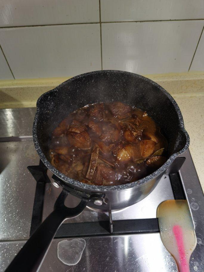 土豆烧排骨