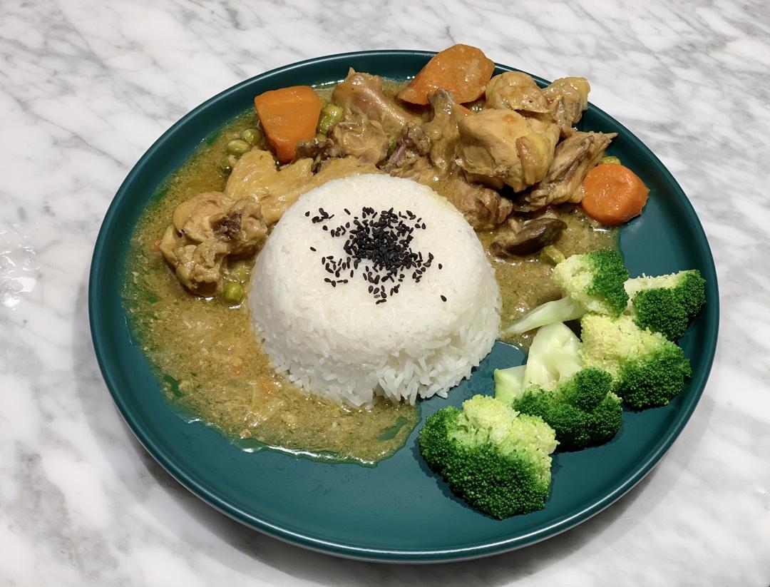 咖喱鸡肉饭