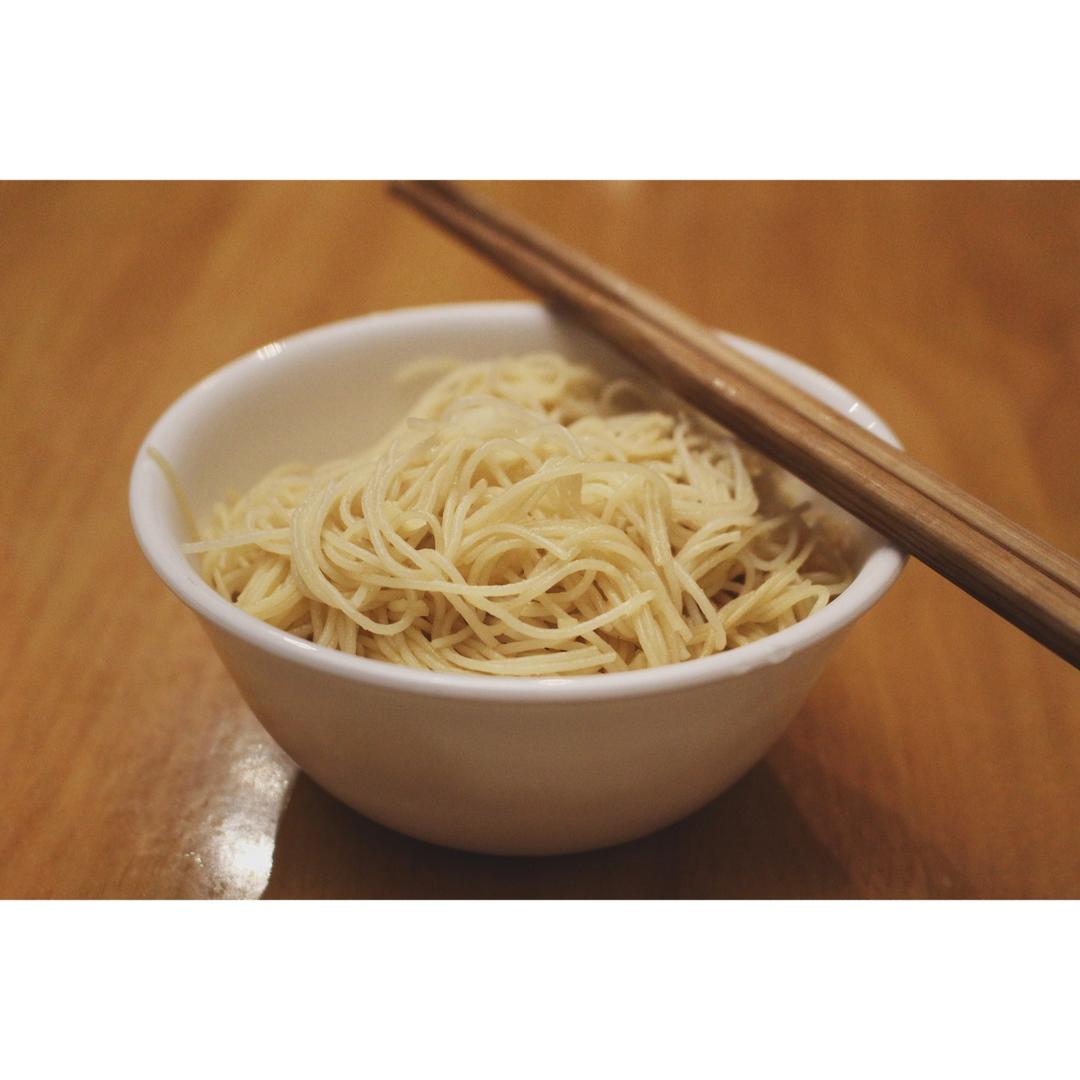 就知道吃