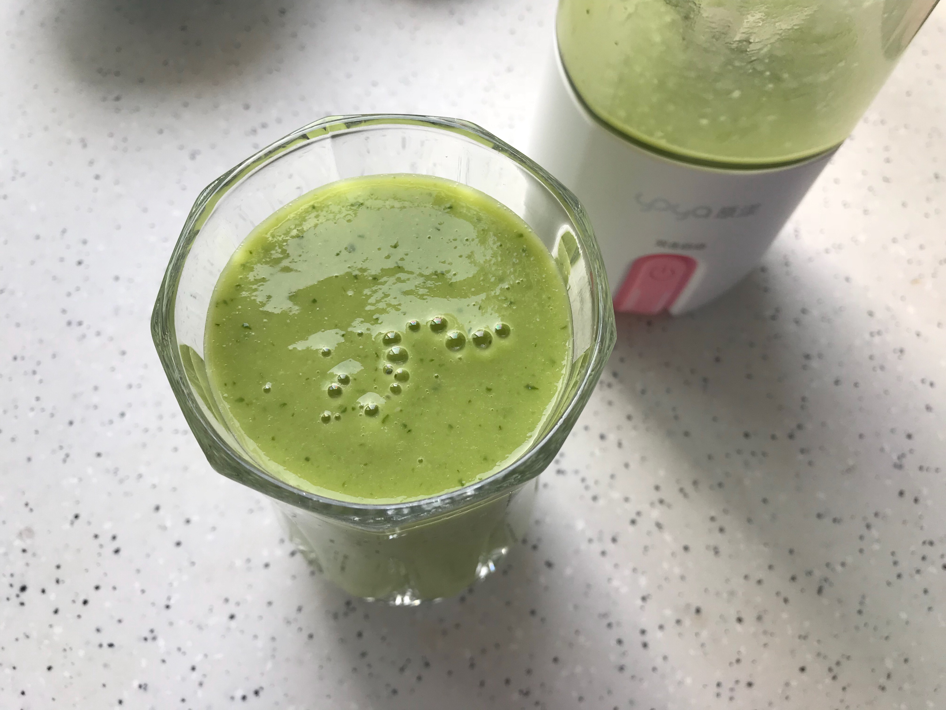 绿精灵～牛油果精力汁的做法 步骤12